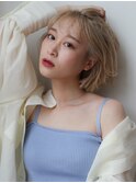 大人小顔艶髪金髪内巻きボブディアプリコットオレンジハイライト