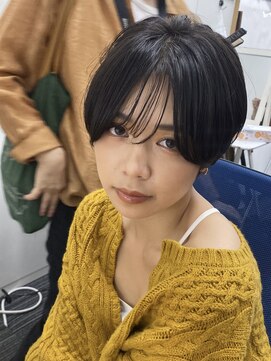 エアー 青山(AIR) センターパートハンサムショートコンパクトショートくびれ