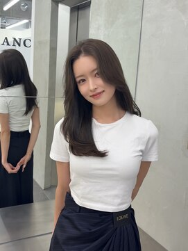 ブラン(Blanc Aoyama) レイヤーカット/顔まわりカット/ブリーチなし/ロング/ミディアム