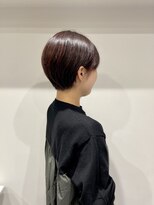 ルネ(Rune) ショートカット・赤みブラウン