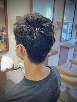 【学割U24】大学生カット\3900！千種区の学生さんからの支持◎嬉しいコスパで初めてでもずっと通いやすい☆