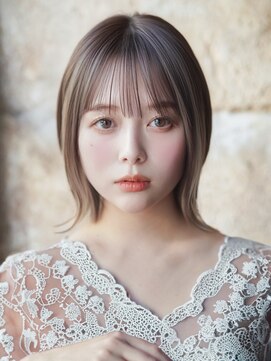 大人可愛い20代30代40代黒髪前下がりひし形小顔ボブ