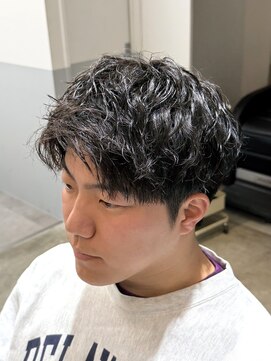 ノイセル(Noisyle) MEN’S HAIR/波巻きツイストスパイラル/リバースセンターパートO