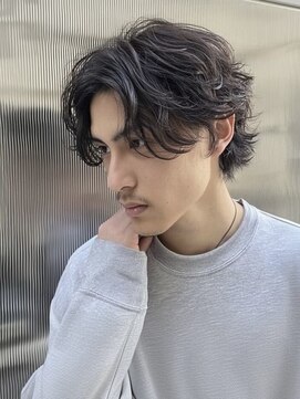 ネハス ナガオカ(nehus.nagaoka) パーマ/サーフカール/スパイキーショート/ブルーブラック