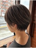 襟足すっきり大人の丸みショートボブ