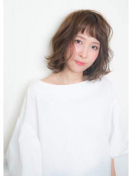 リコ ヘアアンドリラクゼーション(LICO HAIR&RELAXATION) 眉上バング　肩上ゆるふわウェーブ