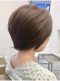 ショートヘア毛先パーマことりベージュ黒髪ウォーターフォール