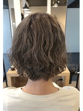 サロン マーニ(salon m ni) ショート×透け感アッシュ