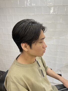 メリケンバーバーショップ フクオカ(MERICAN BARBERSHOP FUK) かき上げヘアショートレイアーくせ毛風パーマコンマヘアS8