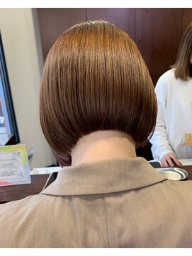 レイラバイアフロート 吉祥寺(Lila by afloat) 【畑中正敏】20代30代40代◎小顔丸みくびれショート、ボブ