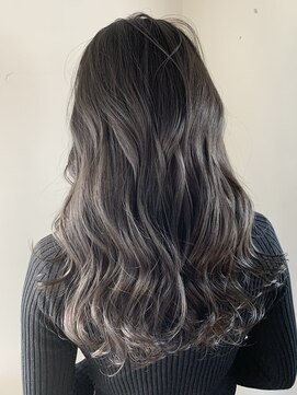 オリンテ バイ レシッド 表参道(orente by rcid) 小顔ゆるふわウェーブホワイトグレージュシアーカラーグレージュ