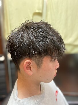 ヒロギンザバーバーショップ 丸の内店(HIRO GINZA BARBER SHOP) ツイストスパイラルパーマ