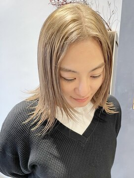 ラミエバイメルト 下北沢(lamie by melt) 毛利/ケアブリーチ 透明感カラー くすみミルクティーベージュ