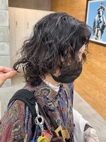 トゥコ(tuco)&nbsp;ウルフパーマ　ショート　黒髪