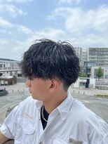 アイズ 海老名(AIZU)&nbsp;波巻きツイストスパイラルパーマ刈り上げマッシュ韓国風ヘア