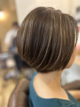 リュッカ(Lycka) 小顔ショート