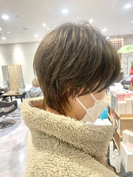 オットー バース(Otto BIRTH) くせ毛ショート