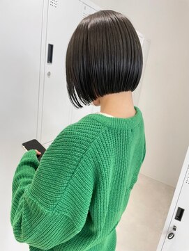 ロット 横浜(lot) ぱつっとボブ/ミニボブ/黒髪スタイル[横浜駅]