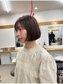 前上がりボブ 切りっぱなしボブ 地毛風ブラウンベージュ