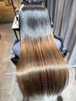 ベルン(bern)&nbsp;髪質改善縮毛矯正/ブリーチ暦あり