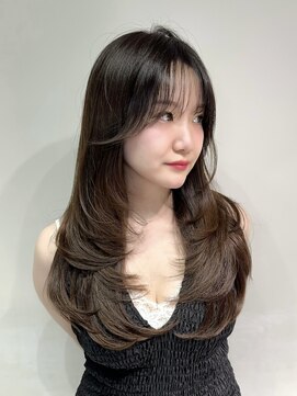 ワン バイ ジ エクト(One by The Ect) 大人色気ざくざくレイヤー小顔前髪 オルチャン
