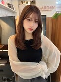 黒髪ボブルフネビージュワンレンくびレイヤーミディアムヘア