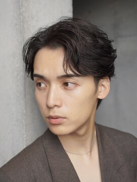 レタッチ バイ フィフス 銀座(RETOUCH by fifth) 銀座フェザーパーマツイストスパイラルパーマセンターパート眉毛