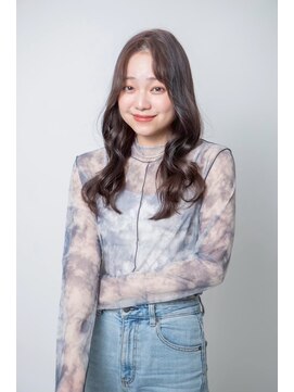 ルフュージュ バイ プロデュース 相模大野店(Refuge by Produce) チョコレートブラウン/ゆるふわウェーブ