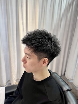 ベロ(Belo) ツーブロックアップバングビジネスショート