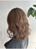 ミルクティーベージュ