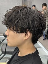 ゼストプール(ZEST POOL)&nbsp;「ふんわり影で魅せる大人のシャドウパーマ」