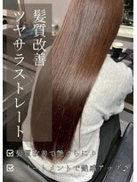 アイリス(IRIS)&nbsp;大人シアーベージュミニウルフボブミディアムレイヤー