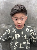 メンズサロン キング 高槻店(Men’s salon K!ng)&nbsp;波巻きツイストスパイラルパーマ/フェザーパーマ/眉毛/メンズ