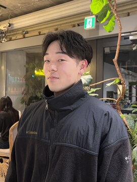 ゼストカロン(ZEST Kalon) [大庭りな]王道人気！センターフェザーパーマ