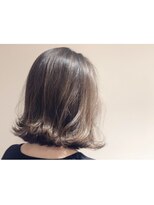 ルーム(room)&nbsp;大人の色気漂うボブ