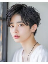 陰影と立体感が魅力の【シャドウパーマ】。トレンドと扱いやすさを兼ね備えたスタイルを提供します◎