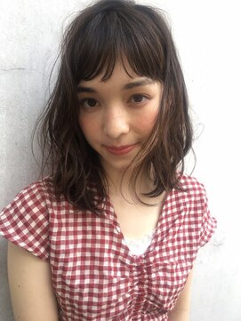 アリスバイアフロート 自由が丘(ALICe by AFLOAT) 切りっぱなしレイヤーくびれセミディ