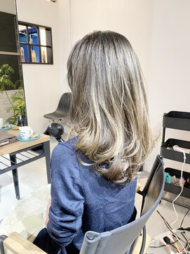 美容室 ツリー(Tree) ノンブローでおさまる大人スタイル『Tree hairsalon 』本厚木