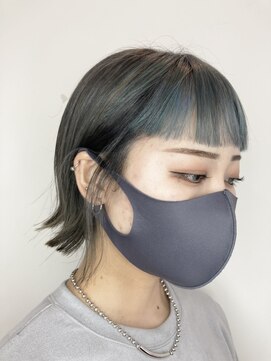 グミ(gumi) *gumi*バングカラー×グレーカラー