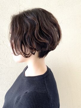 キャパジャストヘアー(CAPA just hair) 無造作ウェーブ_センターパート