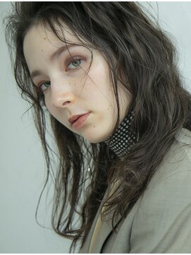 ミエル ヘア 新宿(miel hair) 〈mielhair新宿〉グレージュ 大人スタイル