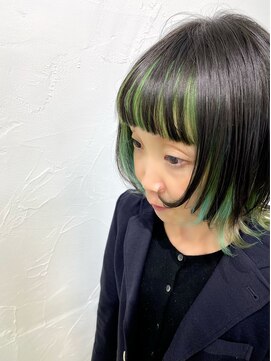 アンフィニワイズ ウェルディ長泉店(Infini-Y's) ボブ×ウルフ×インナーカラー×グリーン×ネオン系