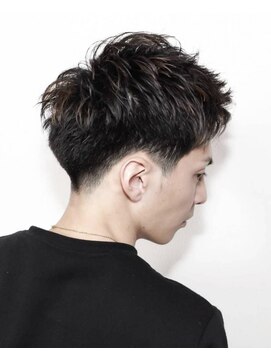 ワンワンオー バーバーショップ コンチネンタル(@110 BARBER SHOP continental) ニュアンスパーマ