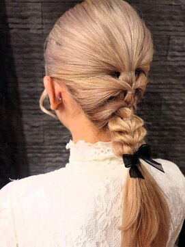 バロン ビューティー バイ フー 自由が丘(BARON Beauty by 風) ヘアセット/編み込み巻きおろし/ヘアアレンジ/自由が丘/個室