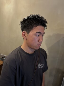 バーバートモシビ(BAR BER TOMOSHIBI) スパイキーショート