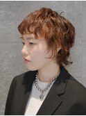 ショートレイヤーパーマ赤髪ウルフくせ毛風ボリュームダウン