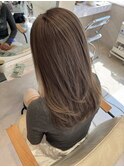 くすみベージュブリーチなし_くびれヘアレイヤーカット_N5
