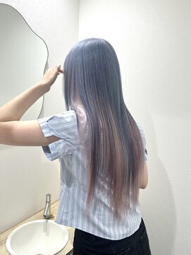 モニカ 栄店(MONIQA) 水色 × ホワイトピンク