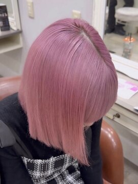 ルィ 名古屋栄(llwy) ホワイトピンク