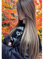 アース 郡山コスモス通り店(HAIR&MAKE EARTH)&nbsp;ライトブラウンのセンターパートスーパーロングストレート